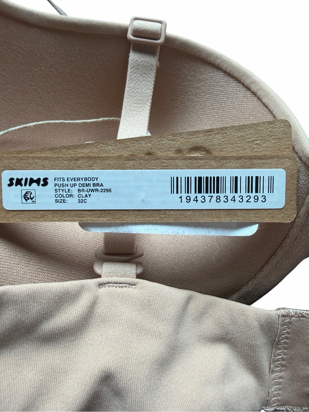 NEW SKIMS Fits Everbody Push Up Demi Bra Size 32C - Picture 6 of 7
